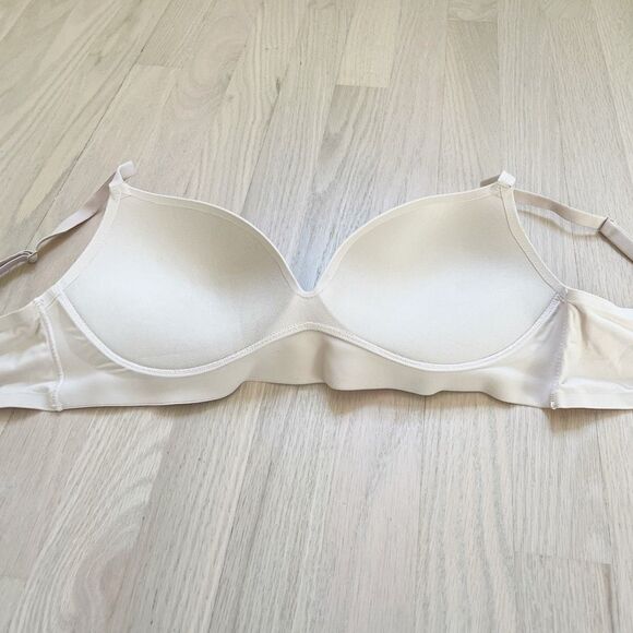 BUY 1 GET 1 FREE VS 36C incredible padded no wire light khaki tan - Picture 8 of 12